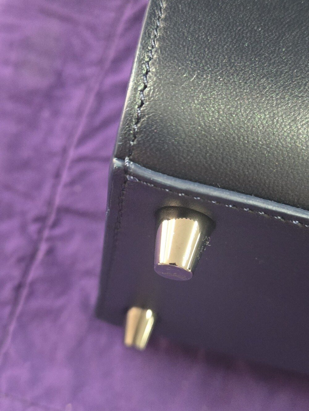 NWOT Rare Christian Louboutin Paloma Iridescent Blue Medium Perle Leather Tote - Picture 13 of 16